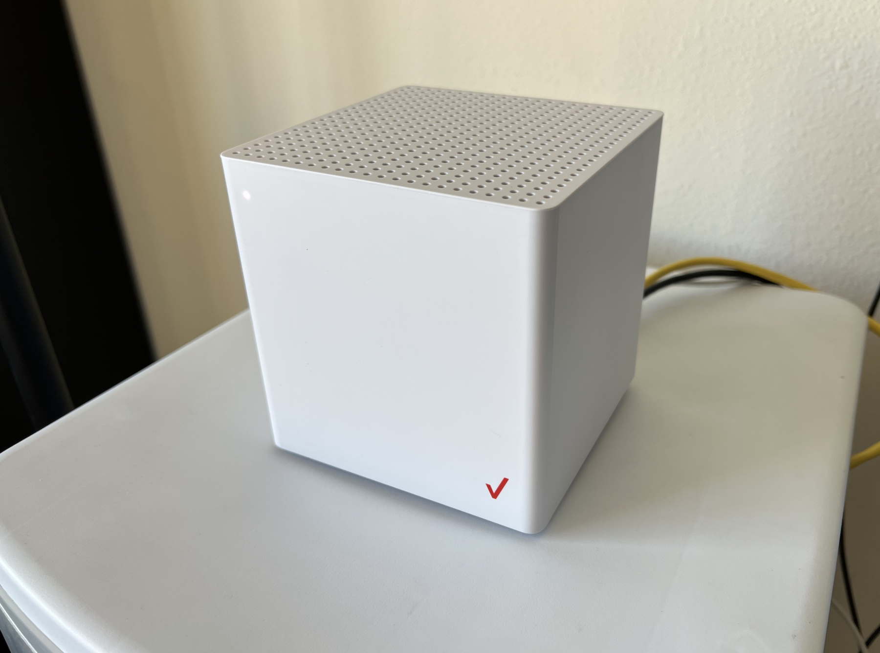 Verizon's 5G home router comes with free Disney+, no-contract price, and  gigabit speeds - PhoneArena